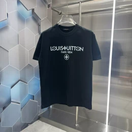 louis vuitton lv t-shirt manches courtes pour unisexe s_1276413